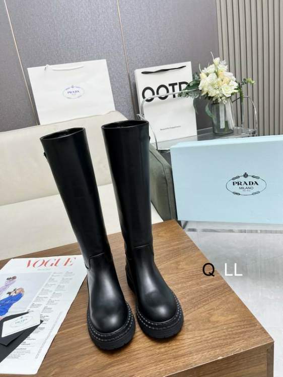 Picture of Prada Shoes _SKUPradasz35-40LL080218890